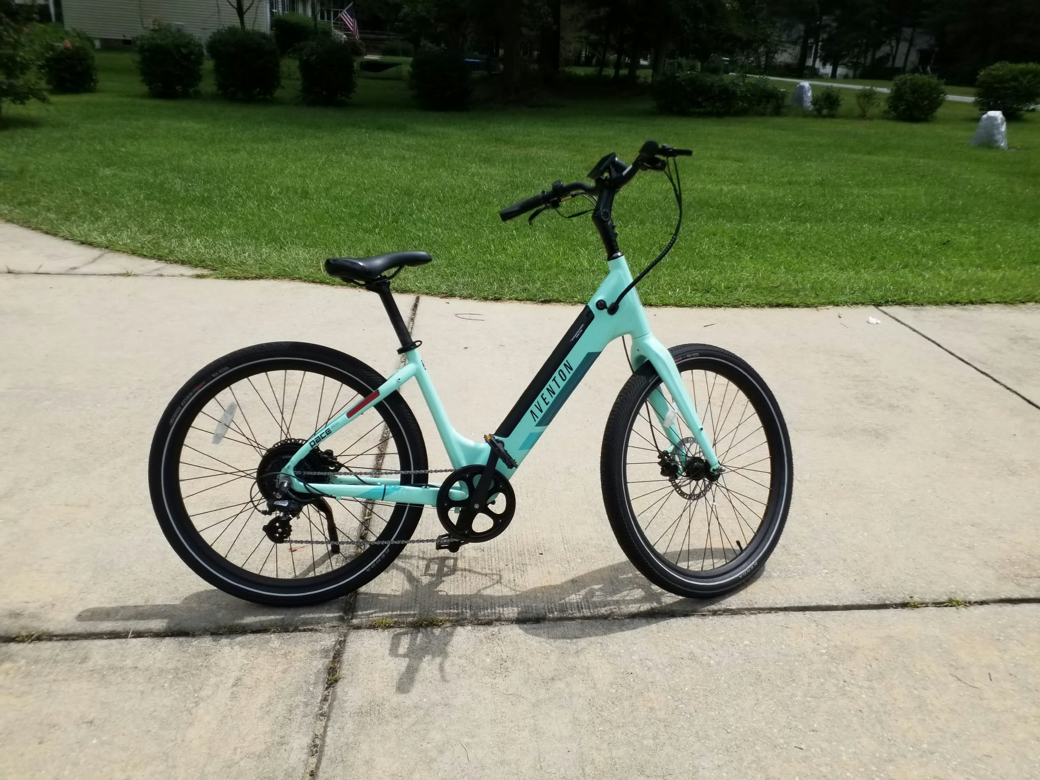 Mint Aventon step-through e-bike